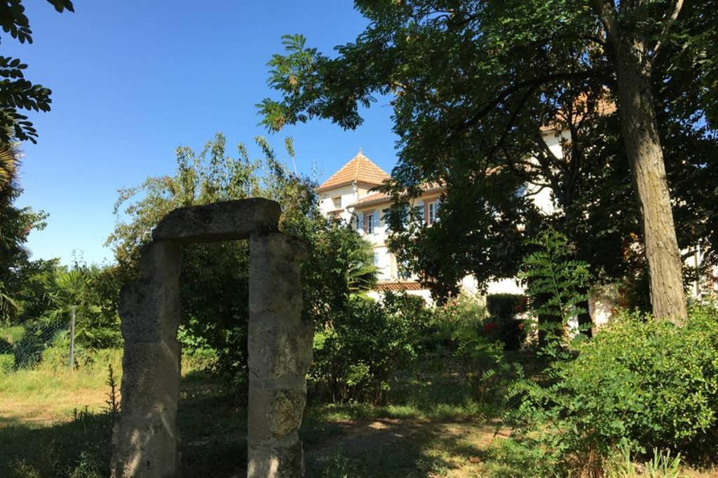 Domaine De Menerque - Petit Chateau Avec Piscine Lisle-sur-Tarn Eksteriør billede